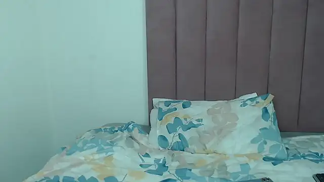 Mogheul Slay online show from December 13, 8:25 pm