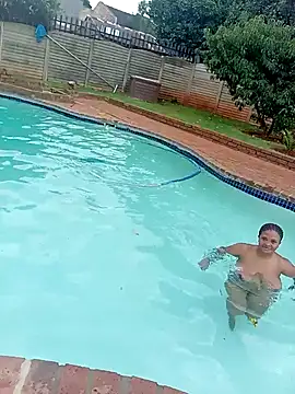 Mogheul Slay online show from January 18, 1:15 pm