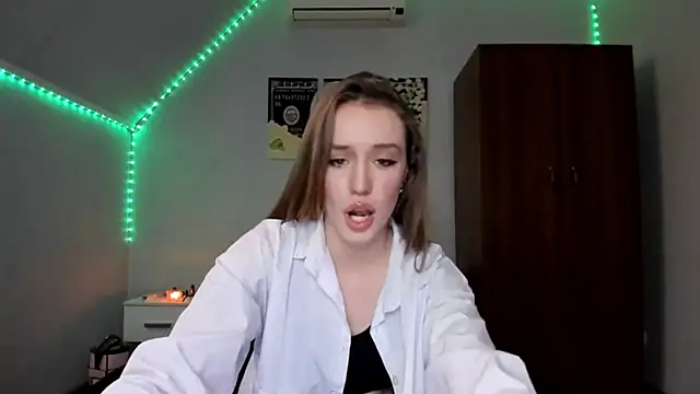 tinyglow online show from December 2, 2:12 pm