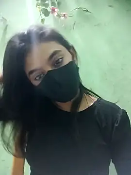 Snapshot of Disha_Nur0 chatting on April 6, 8:32 pm Disha Nur0 online show from April 6, 8:32 pm