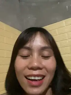 Trangbabylove online show from March 27, 1:33 pm