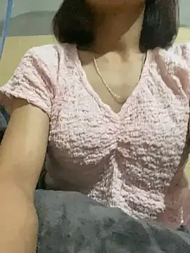 Trangbabylove online show from May 25, 1:44 am