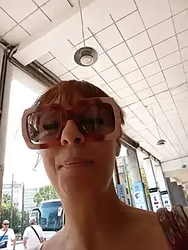 Snapshot of cleopatravodos chatting on July 8, 1:48 pm cleopatravodos online show from July 8, 1:48 pm