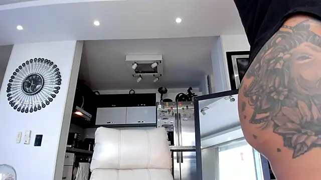 sofiasexhot online show from March 9, 4:33 pm