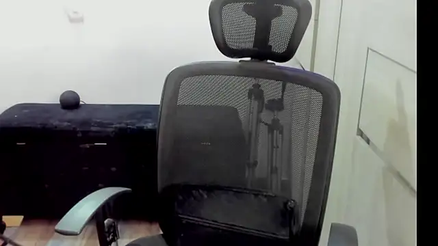 Candy  Girll18 online show from March 31, 10:32 pm