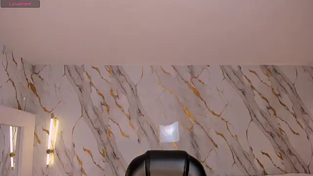 SophieLanne online show from March 22, 4:05 am