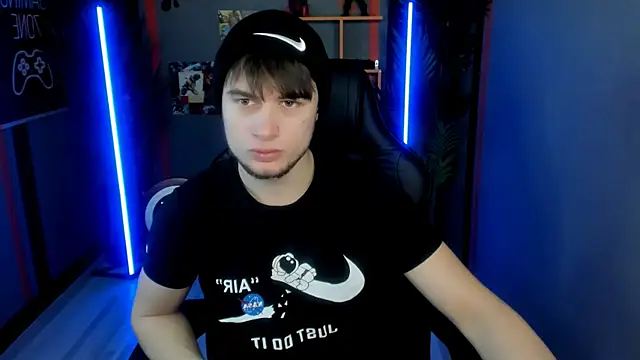 AlejandroEllias online show from January 18, 8:56 pm