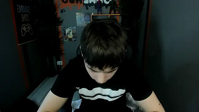 AlejandroEllias online show from March 22, 3:26 pm