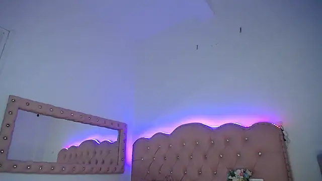 Snapshot of Sussan_cooper chatting on March 21, 7:28 pm Sussan cooper online show from March 21, 7:28 pm