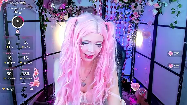 Snapshot of Aluwe_Say chatting on February 27, 9:59 pm Aluwe Say online show from February 27, 9:59 pm