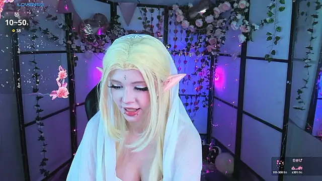 Snapshot of Aluwe_Say chatting on March 13, 1:18 pm Aluwe Say online show from March 13, 1:18 pm