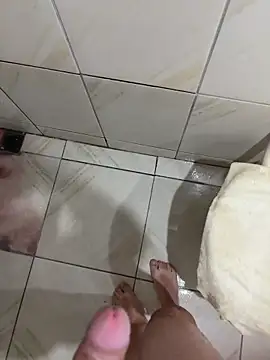 Reidelas20255 online show from November 18, 10:14 pm