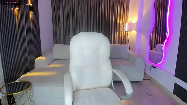 kylie collins online show from May 9, 3:12 am