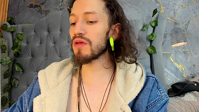 Snapshot of AngelDamianArt chatting on November 23, 2:06 pm AngelDamianArt online show from November 23, 2:06 pm