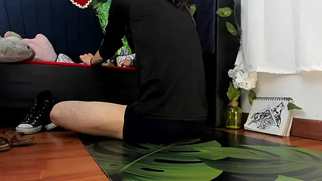 Snapshot of AngelDamianArt chatting on December 3, 3:54 pm AngelDamianArt online show from December 3, 3:54 pm