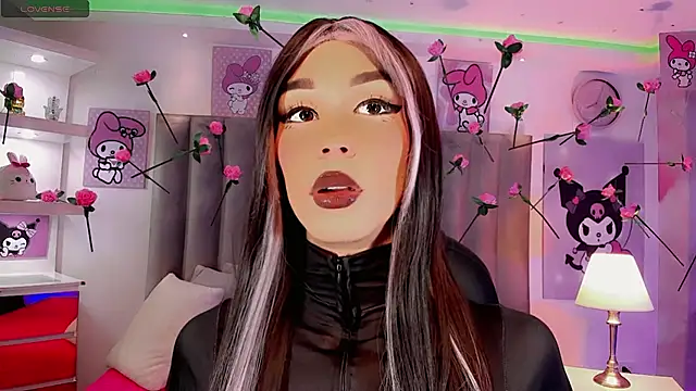 Snapshot of dearAlanaxxx chatting on February 13, 9:00 pm dearAlanaxxx online show from February 13, 9:00 pm