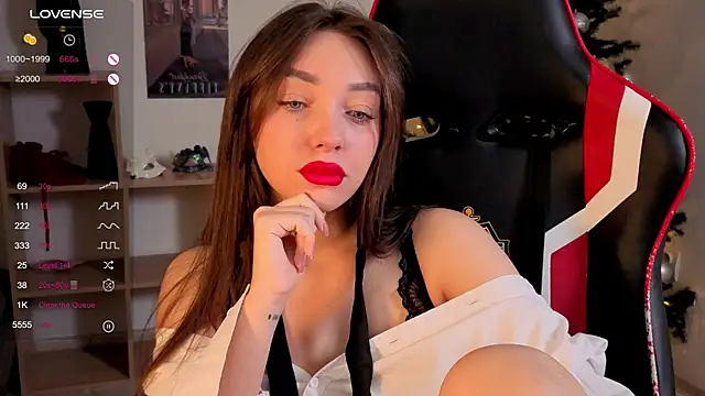 Emilia mala online show from December 21, 7:43 pm