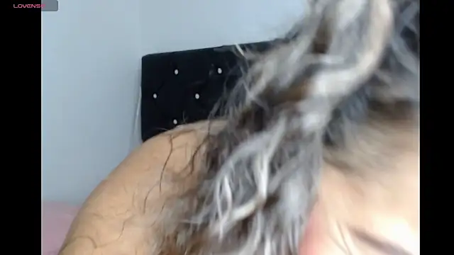 pamela Tiny online show from May 9, 9:03 am