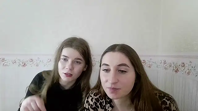 Snapshot of AzumiWenius chatting on February 7, 1:37 pm AzumiWenius online show from February 7, 1:37 pm