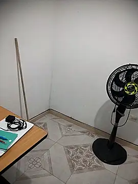 BWW-CINDY11 online show from March 18, 10:13 pm