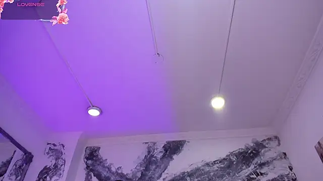 VictoriaSaenz1  online show from December 3, 5:48 am