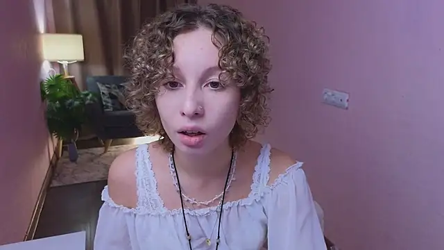 Mary Wohlberg online show from December 16, 5:45 am