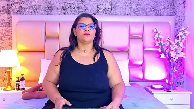 SelennaCooper online show from March 7, 11:51 am