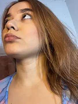 Snapshot of Xxx_Amy chatting on February 7, 3:32 am Xxx Amy online show from February 7, 3:32 am