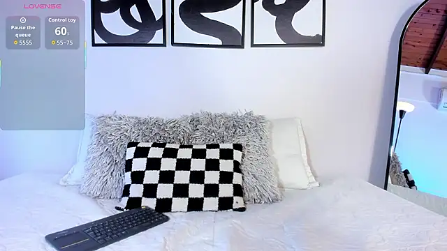 Sofi vega77 online show from March 8, 11:58 am