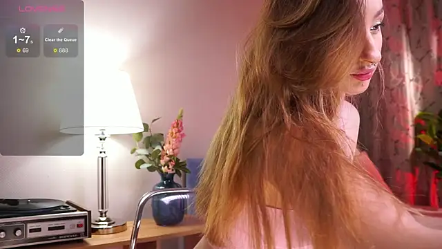 Snapshot of lexy_exe chatting on January 6, 8:45 pm lexy exe online show from January 6, 8:45 pm