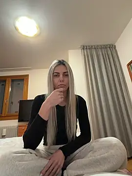 feliciafelon online show from February 22, 6:06 pm