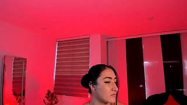 Snapshot of -Kennya chatting on December 14, 9:41 pm -Kennya online show from December 14, 9:41 pm