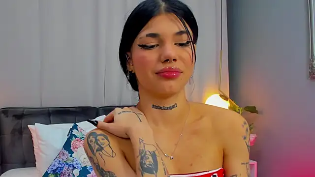 YasminWild online show from November 27, 4:47 am