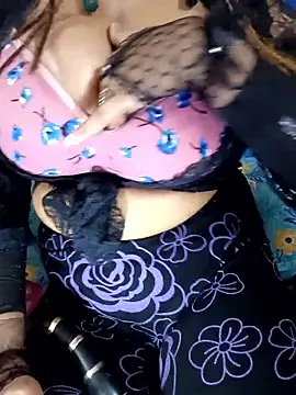 Snapshot of Heaven-2- chatting on January 12, 5:34 am Heaven-2- online show from January 12, 5:34 am