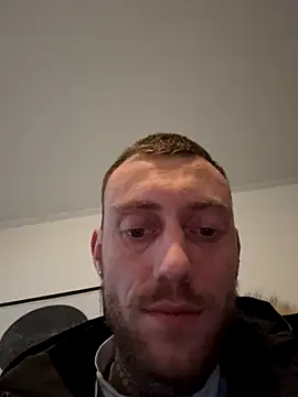 helloo1991 online show from November 30, 7:34 am