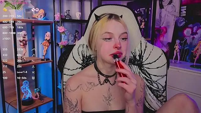 ElvenQueen online show from November 29, 4:21 pm