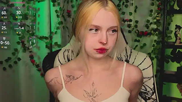 ElvenQueen online show from February 8, 3:04 pm