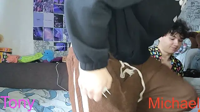 Snapshot of jordanjock chatting on February 13, 7:48 am jordanjock online show from February 13, 7:48 am