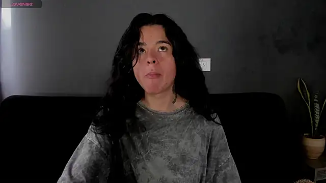 Angel-umbra online show from November 28, 7:49 pm