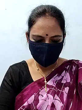 Queen-Neha online show from December 5, 5:53 pm