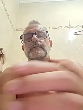 Snapshot of nard53 chatting on March 11, 9:04 am nard53 online show from March 11, 9:04 am