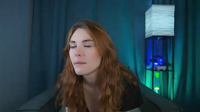 Snapshot of foxy_cute4you chatting on November 23, 6:08 pm foxy cute4you online show from November 23, 6:08 pm