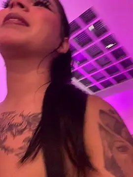 Dannii- online show from May 6, 1:36 am