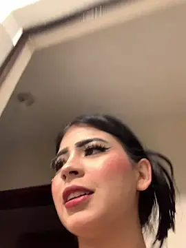 Dannii- online show from May 8, 11:43 pm