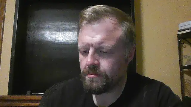 Snapshot of TheOneDonShaun chatting on April 27, 1:03 am TheOneDonShaun online show from April 27, 1:03 am
