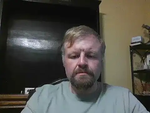 Snapshot of TheOneDonShaun chatting on April 30, 12:06 am TheOneDonShaun online show from April 30, 12:06 am