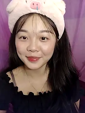 Snapshot of Baa-bee22 chatting on March 26, 1:33 am Baa-bee22 online show from March 26, 1:33 am