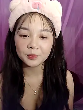 Snapshot of Baa-bee22 chatting on March 27, 1:00 am Baa-bee22 online show from March 27, 1:00 am