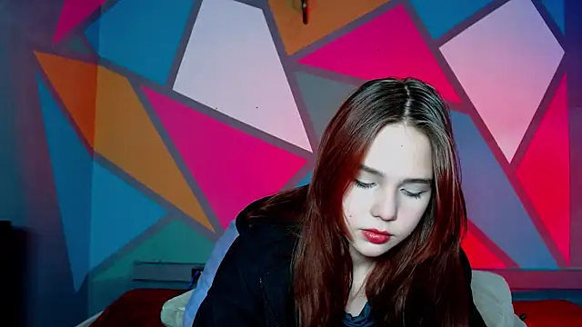 onessandra online show from December 16, 3:55 am