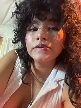 Snapshot of justcallmemargo chatting on November 24, 2:22 am justcallmemargo online show from November 24, 2:22 am